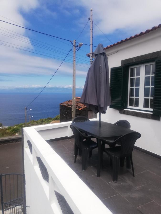 Vitamin Sea São Roque do Pico Екстериор снимка